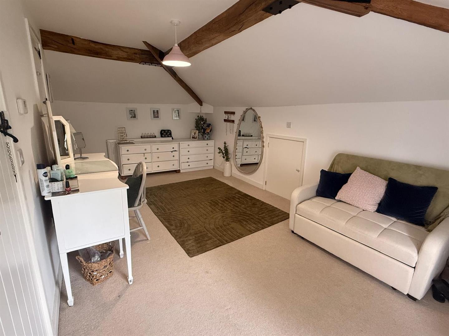 The Stables , Shrewsbury, SY4 2AW To Let